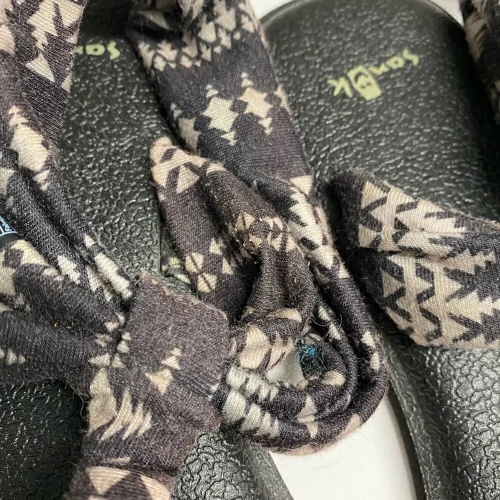 Sanuk girls yoga sling 2 sandals/ size5